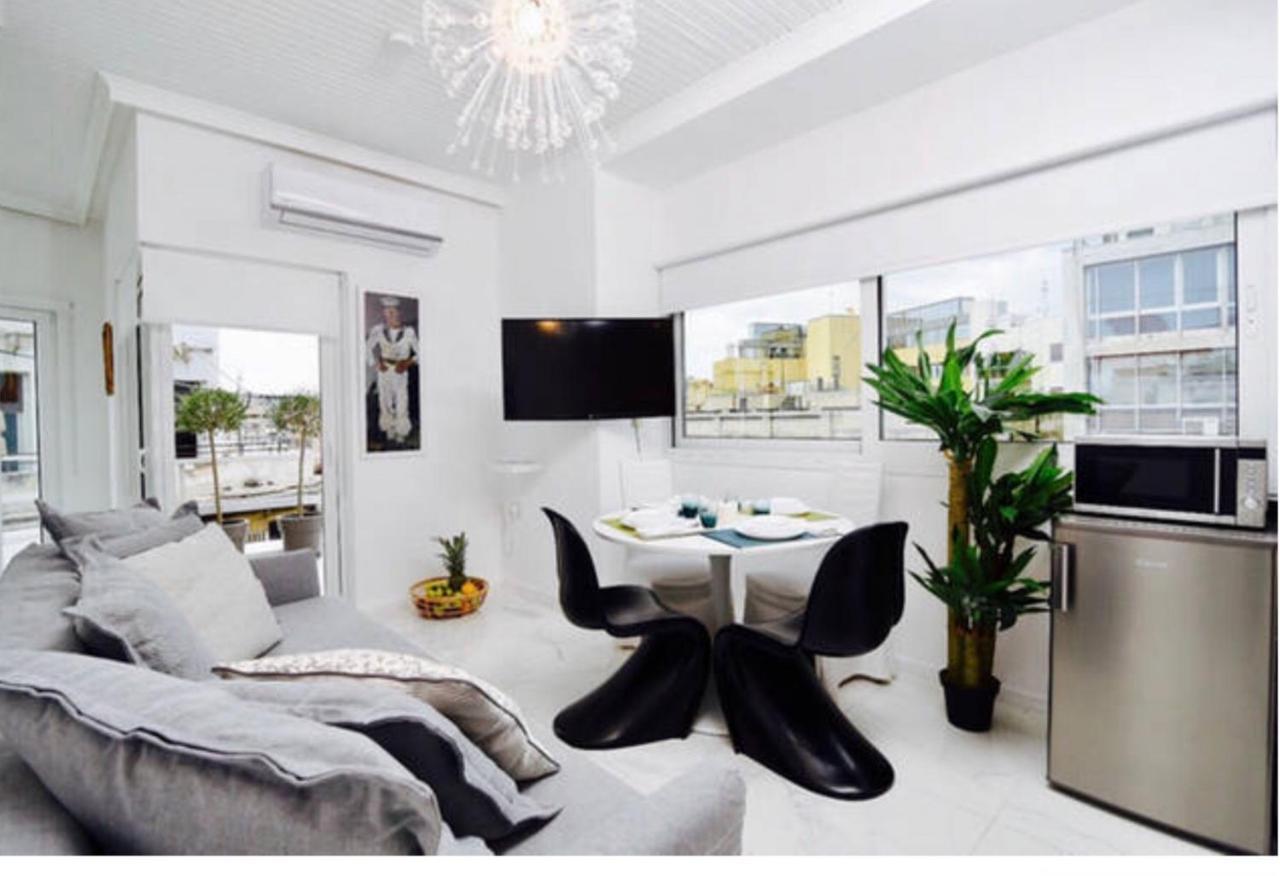 A Diamont In The Center Of Athens Apartment Luaran gambar