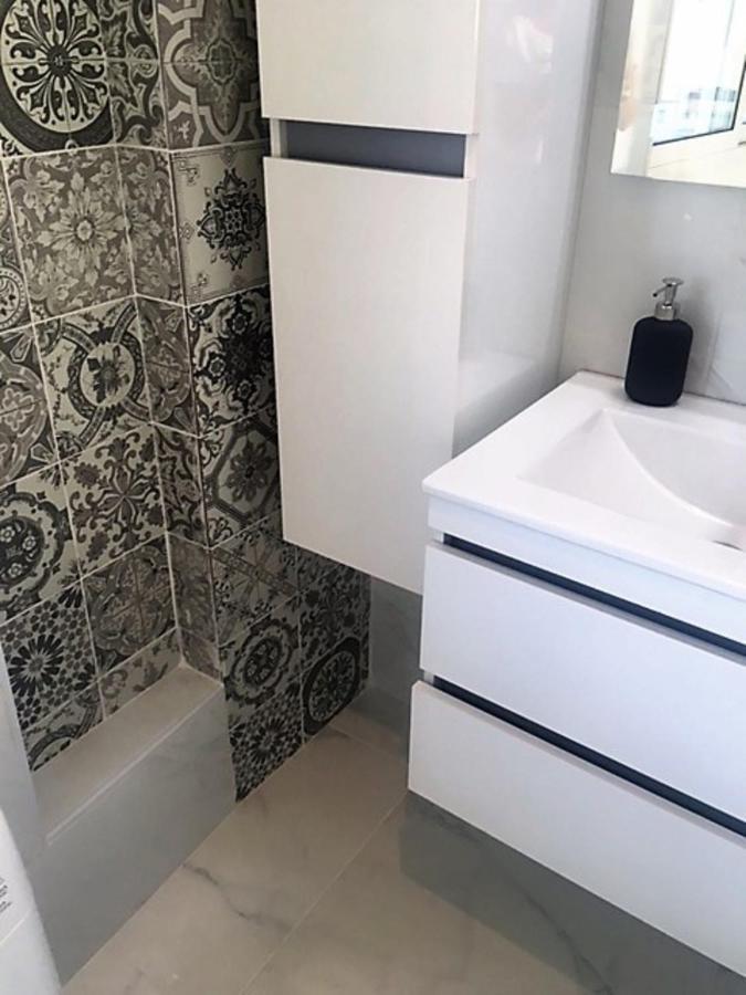 A Diamont In The Center Of Athens Apartment Luaran gambar